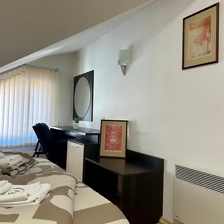 Alpine Home2host Апартамент